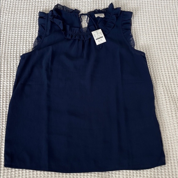 NWT J Crew Navy Blue Ruffle crinkle sleeveless blouse top chiffon size XS - Picture 2 of 8